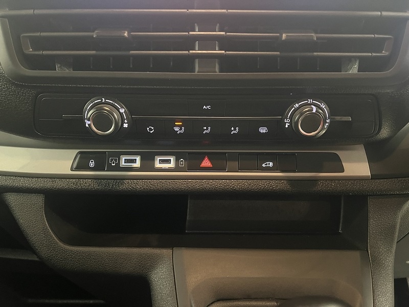 Used Vauxhall Vivaro 2024 for sale - 77668080: Photo 22