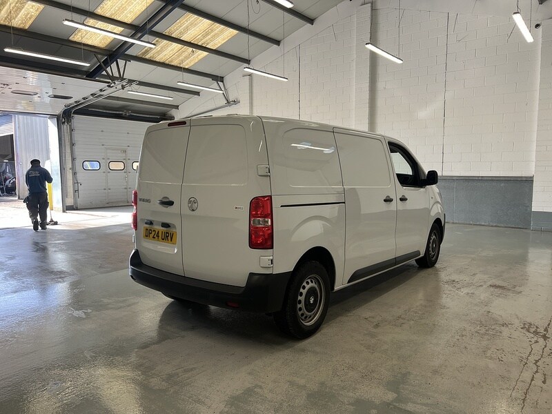 Used Vauxhall Vivaro for sale - 77668080: Photo 3