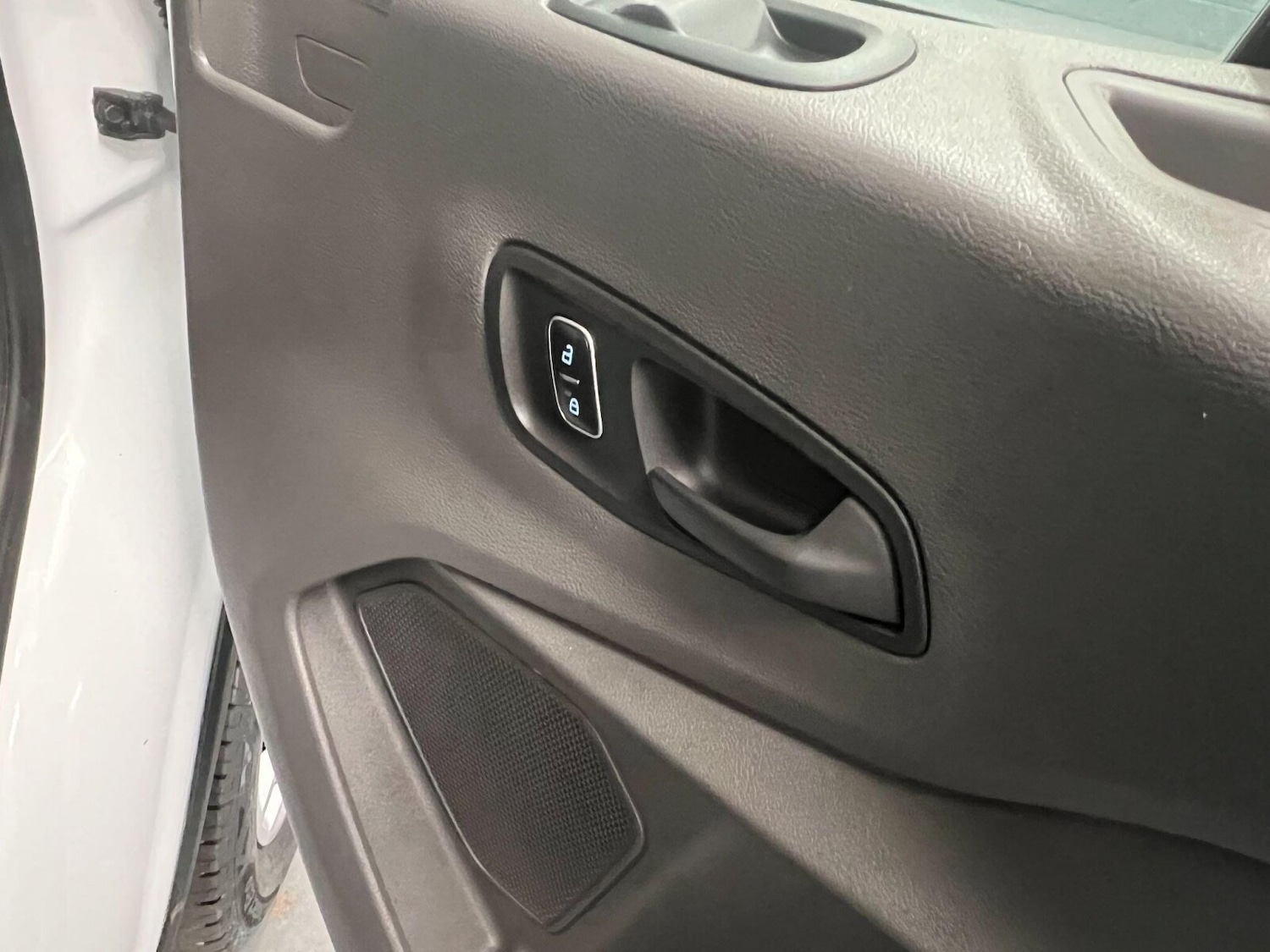 Used Ford Transit 2024 for sale - 76873381: Photo 34