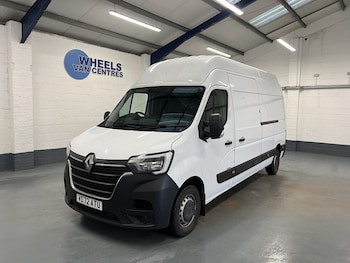 Renault Master feature image