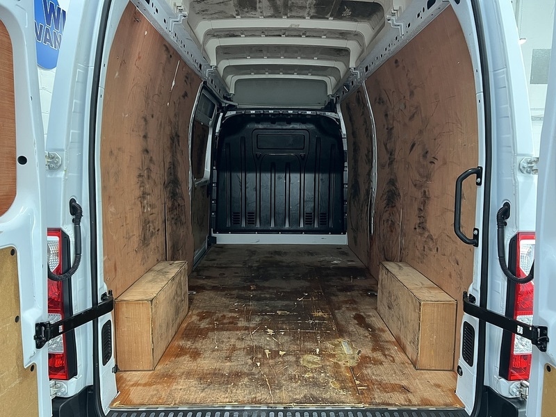 Used Renault Master 2023 for sale - 76906088: Photo 31