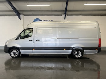 Used Mercedes-Benz Sprinter 2025 for sale - 78714388: Photo