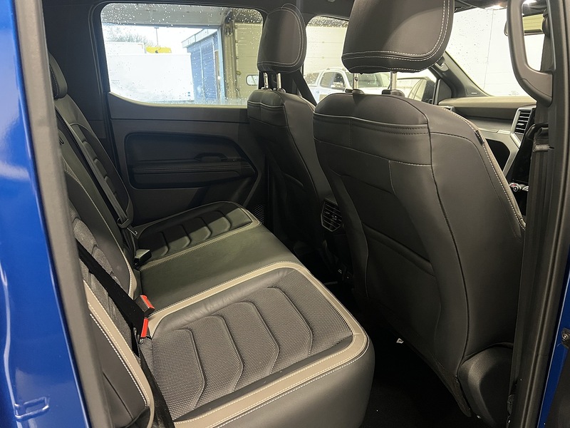 Used Volkswagen Amarok for sale - 77288668: Photo 6