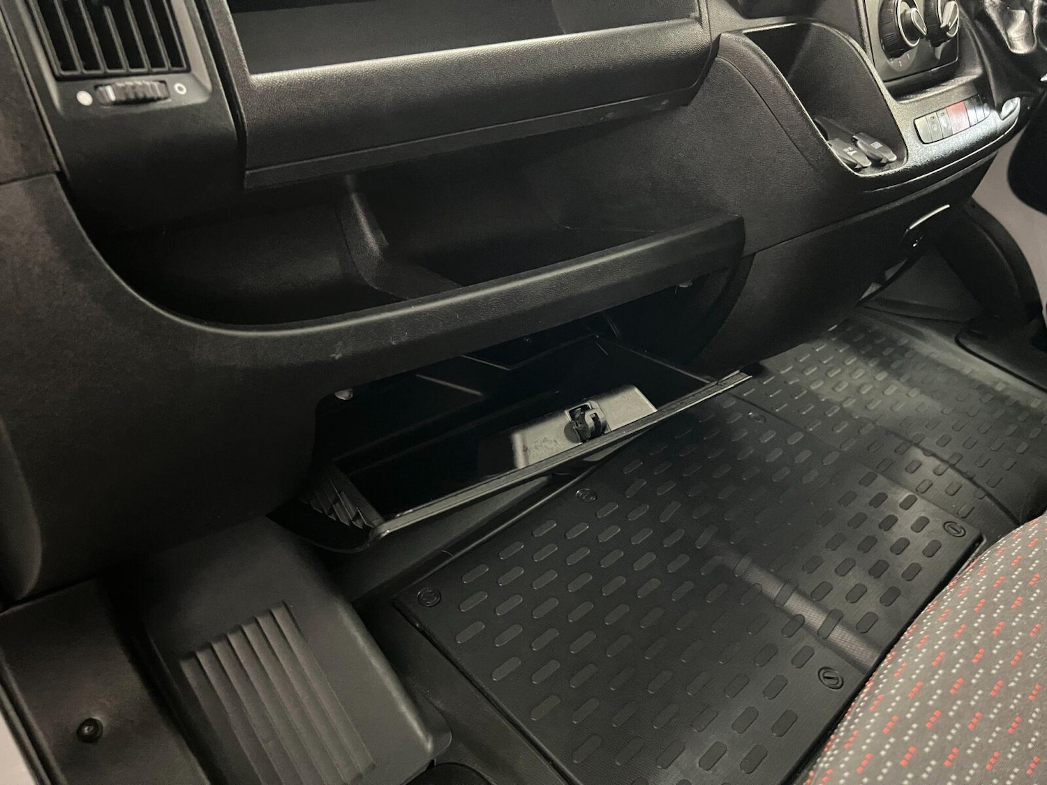 Used Peugeot Boxer 2022 for sale - 76871291: Photo 31