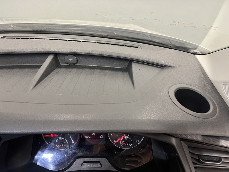 Used Volkswagen Transporter 2021 for sale - 77609555: Photo 26