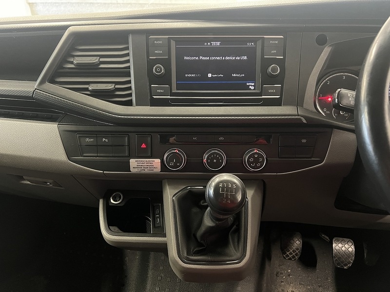 Used Volkswagen Transporter 2021 for sale - 77609555: Photo 8