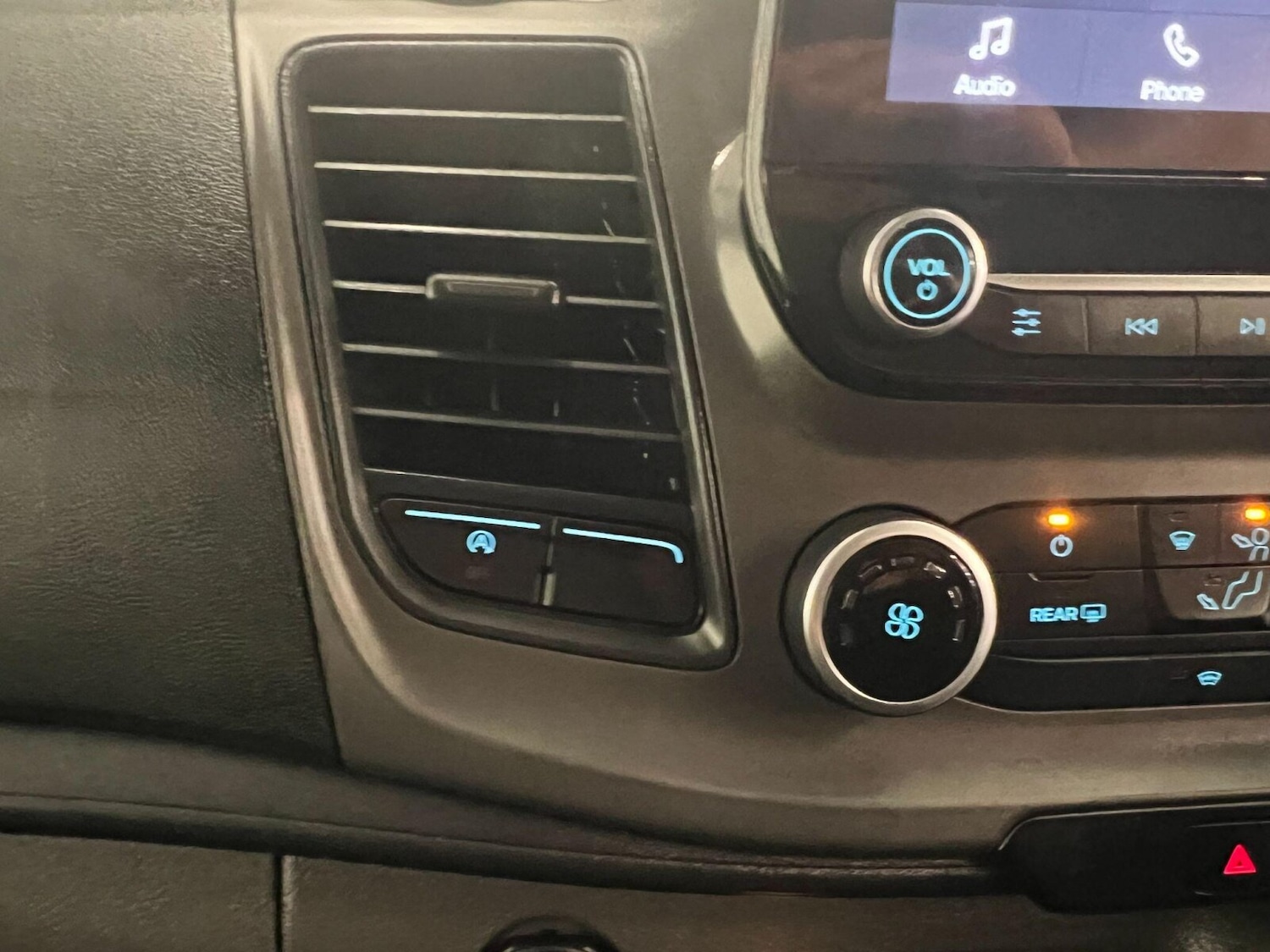 Used Ford Transit Custom 2023 for sale - 76302436: Photo 16