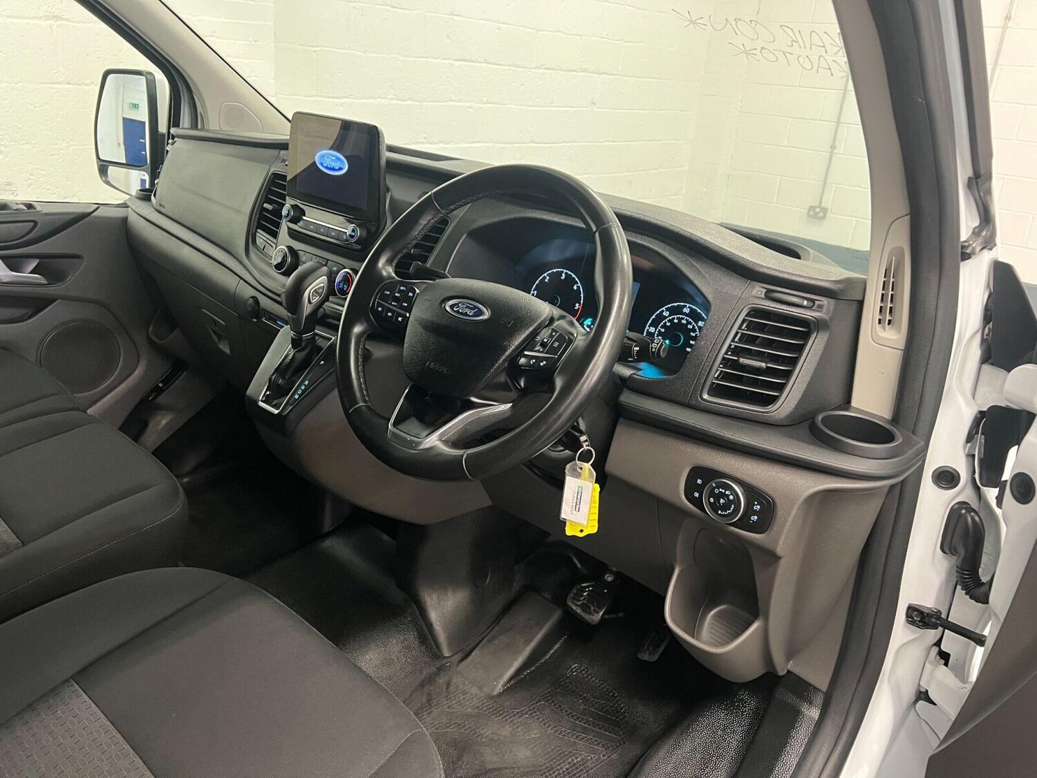 Used Ford Transit Custom 2023 for sale - 76302436: Photo 18