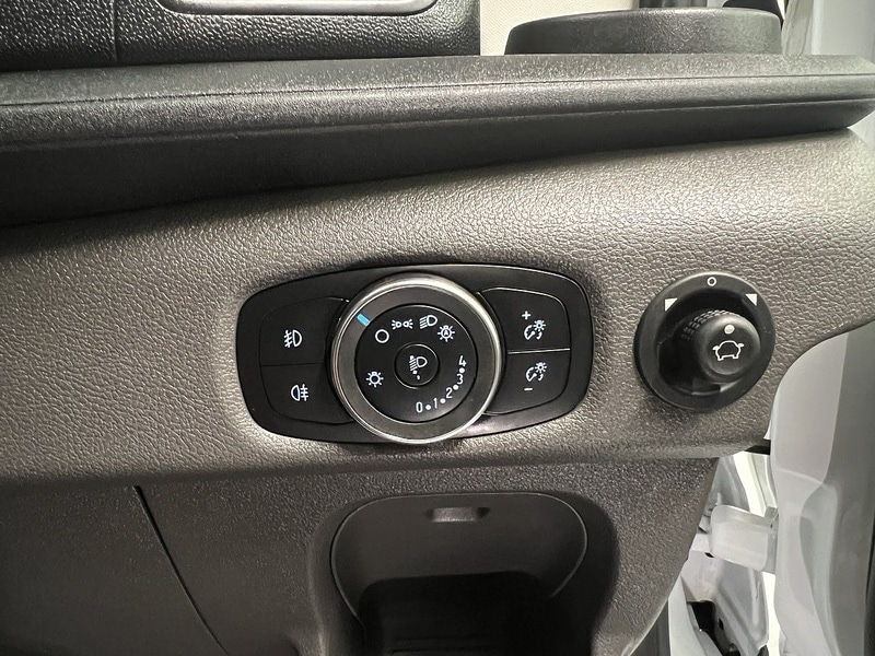 Used Ford Transit 2023 for sale - 77136997: Photo 20