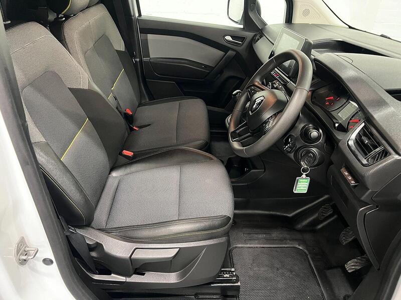 Used Renault Kangoo 2024 for sale - 76904419: Photo 10