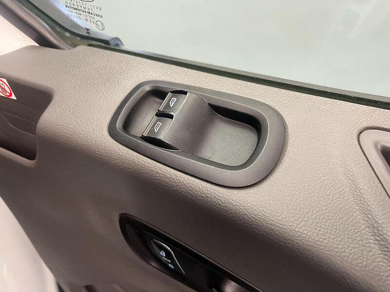 Used Ford Transit for sale - 77247349: Photo 18