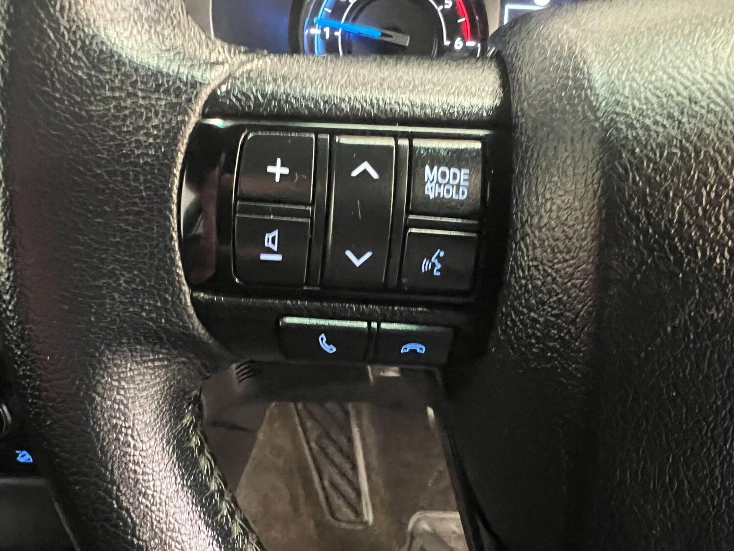 Used Toyota Hilux 2023 for sale - 76355135: Photo 13