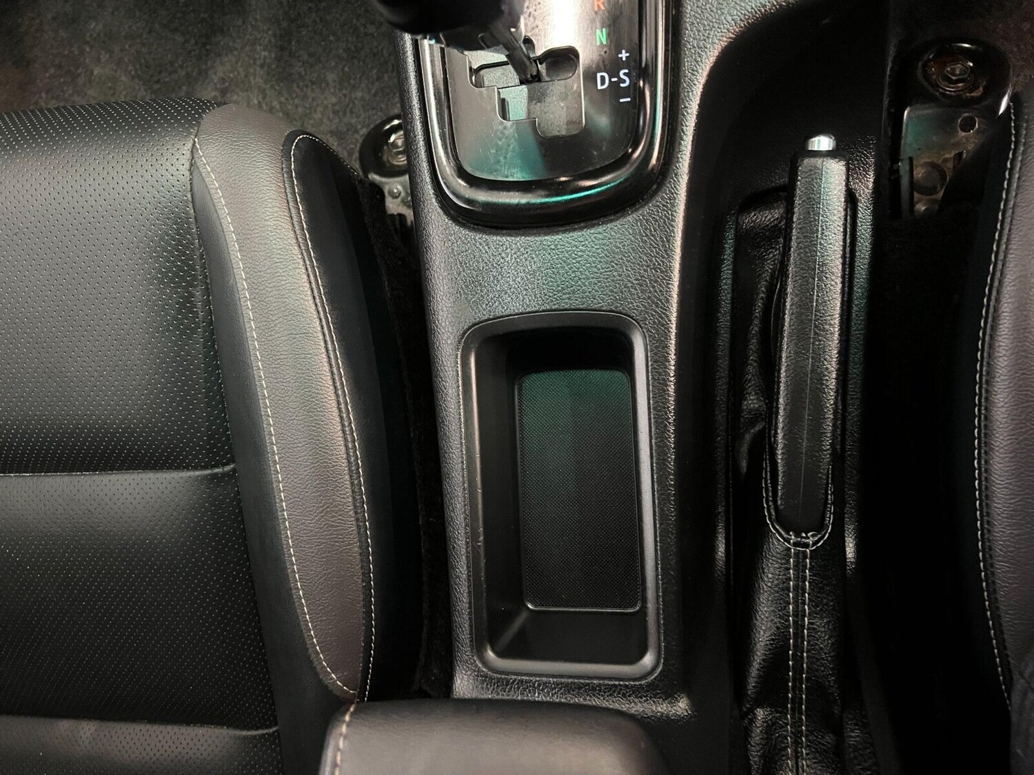 Used Toyota Hilux 2023 for sale - 76355135: Photo 23