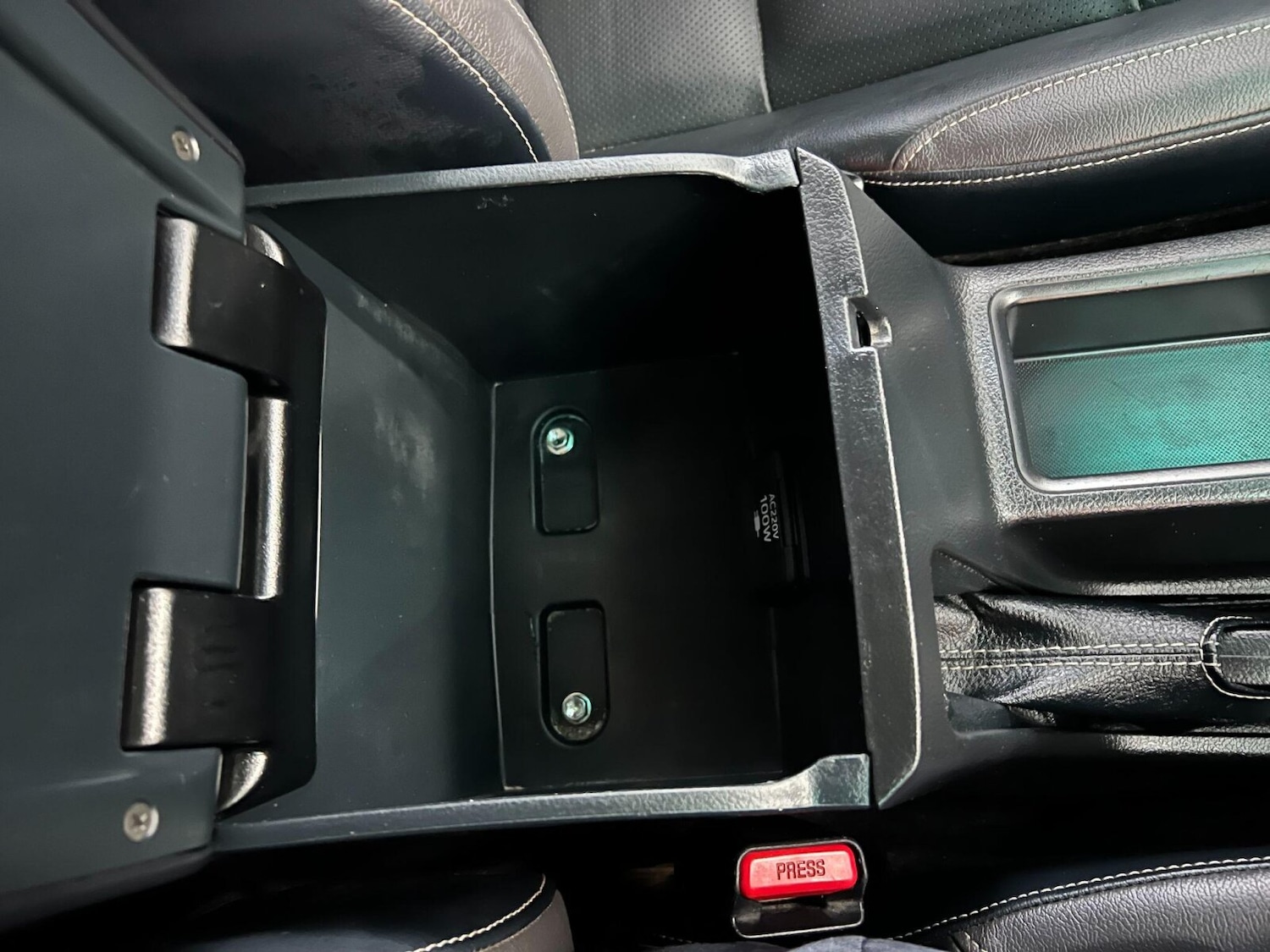 Used Toyota Hilux 2023 for sale - 76355135: Photo 39