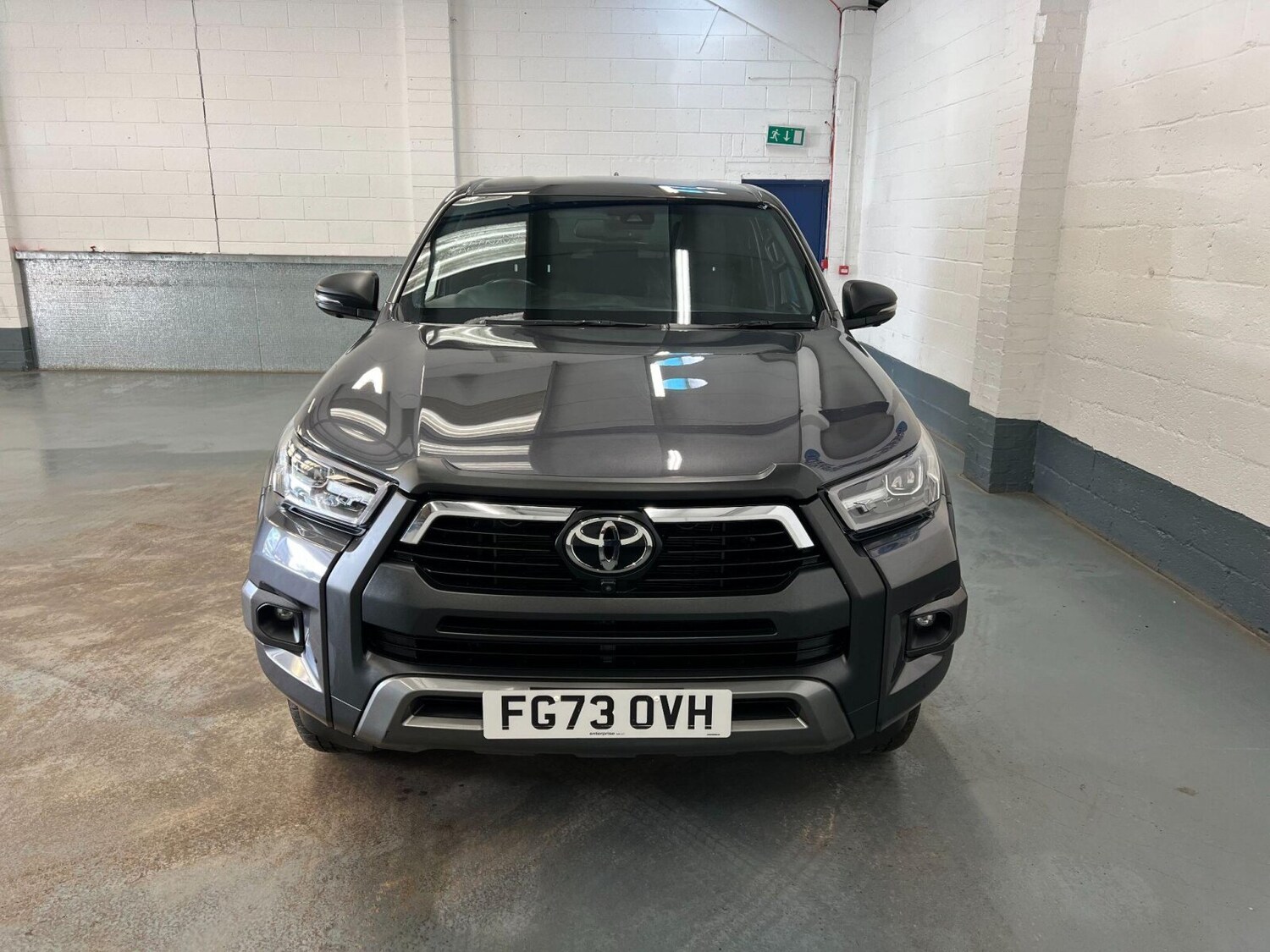 Used Toyota Hilux 2023 for sale - 76355135: Photo 4