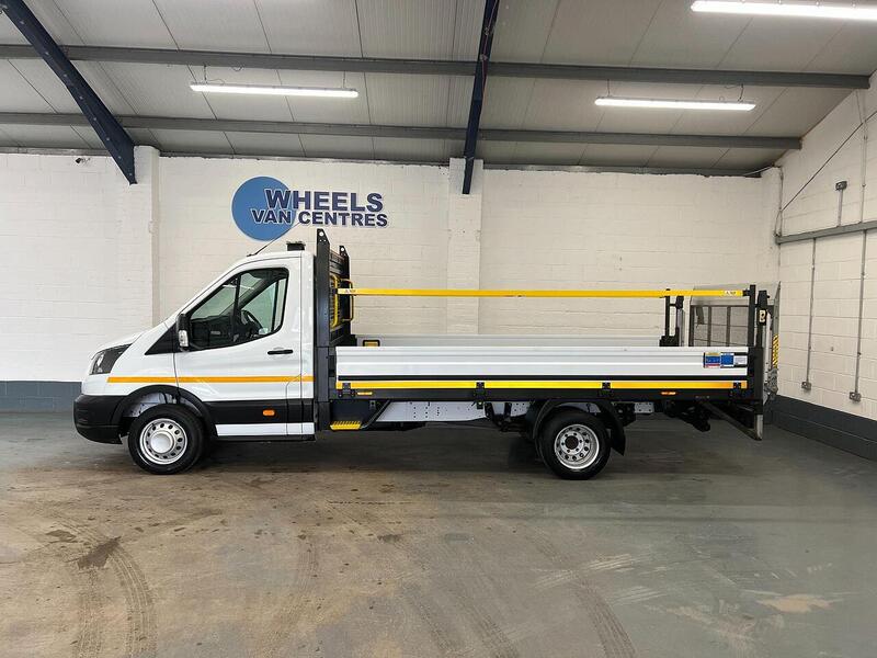 Used Ford Transit 2024 for sale - 76903902: Photo 2