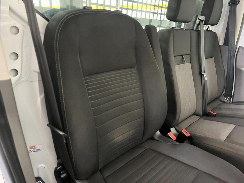 Used Ford Transit 2024 for sale - 76903902: Photo 32