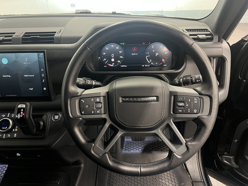 Used Land Rover Defender 90 for sale - 78069508: Photo 17