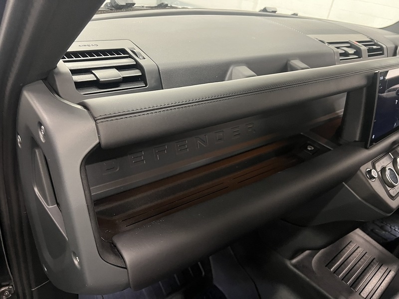 Used Land Rover Defender 90 for sale - 78069508: Photo 30