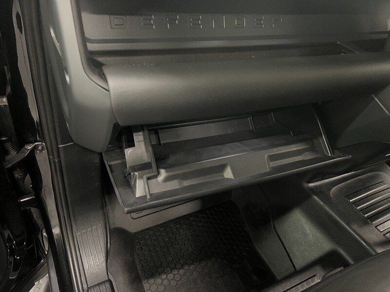 Used Land Rover Defender 90 for sale - 78069508: Photo 31