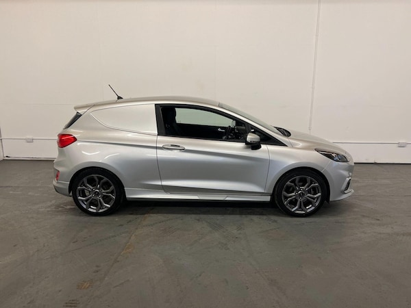 Used Ford Fiesta Van 2022 for sale - 75406665: Photo 7