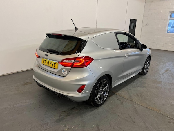 Used Ford Fiesta Van 2022 for sale - 75406665: Photo 8