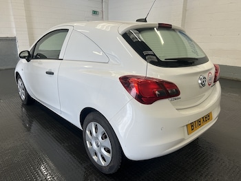 Used Vauxhall Corsa Van 2018 for sale - 78201213: Photo