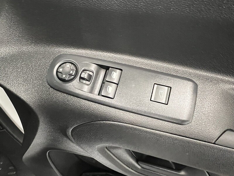 Used Vauxhall Combo 2023 for sale - 76940401: Photo 12