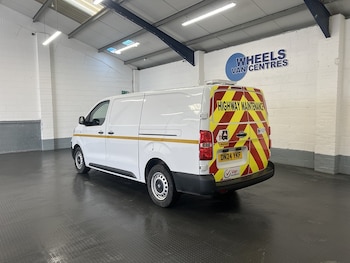 Used Vauxhall Vivaro 2024 for sale - 78031127: Photo