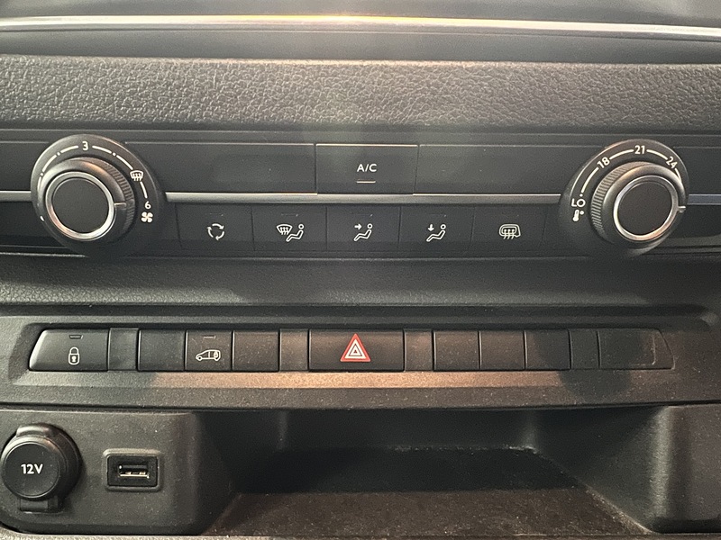 Used Vauxhall Vivaro for sale - 77180748: Photo 9