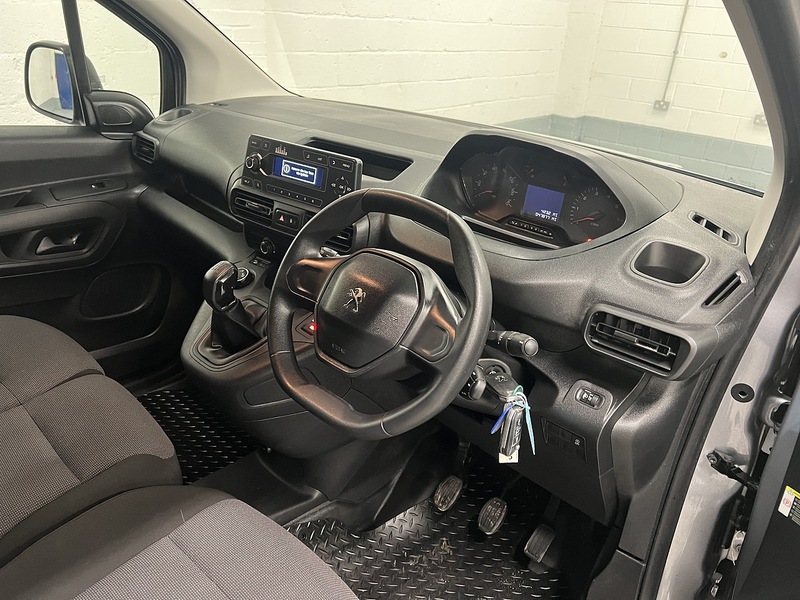 Used Peugeot Partner 2020 for sale - 77328736: Photo 11