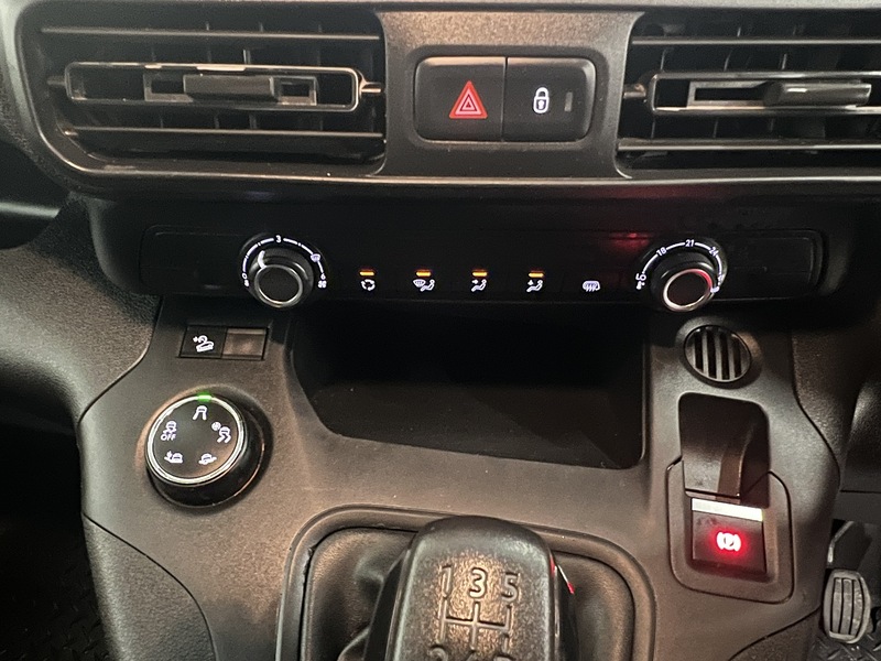 Used Peugeot Partner 2020 for sale - 77328736: Photo 22