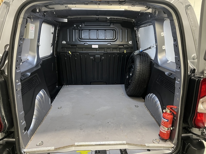 Used Peugeot Partner 2020 for sale - 77328736: Photo 33