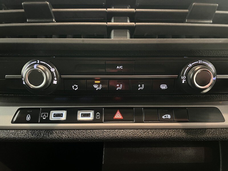 Used Vauxhall Vivaro 2024 for sale - 77351199: Photo 23