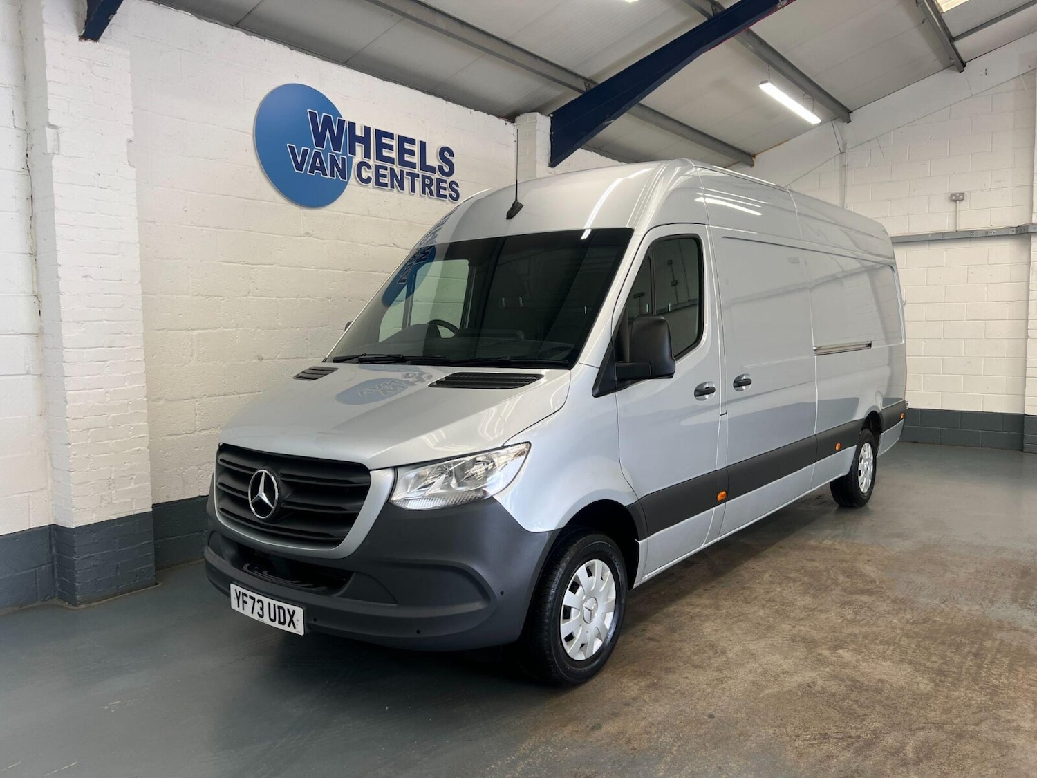 Used Mercedes-Benz Sprinter 2023 for sale - 76062110: Photo 1