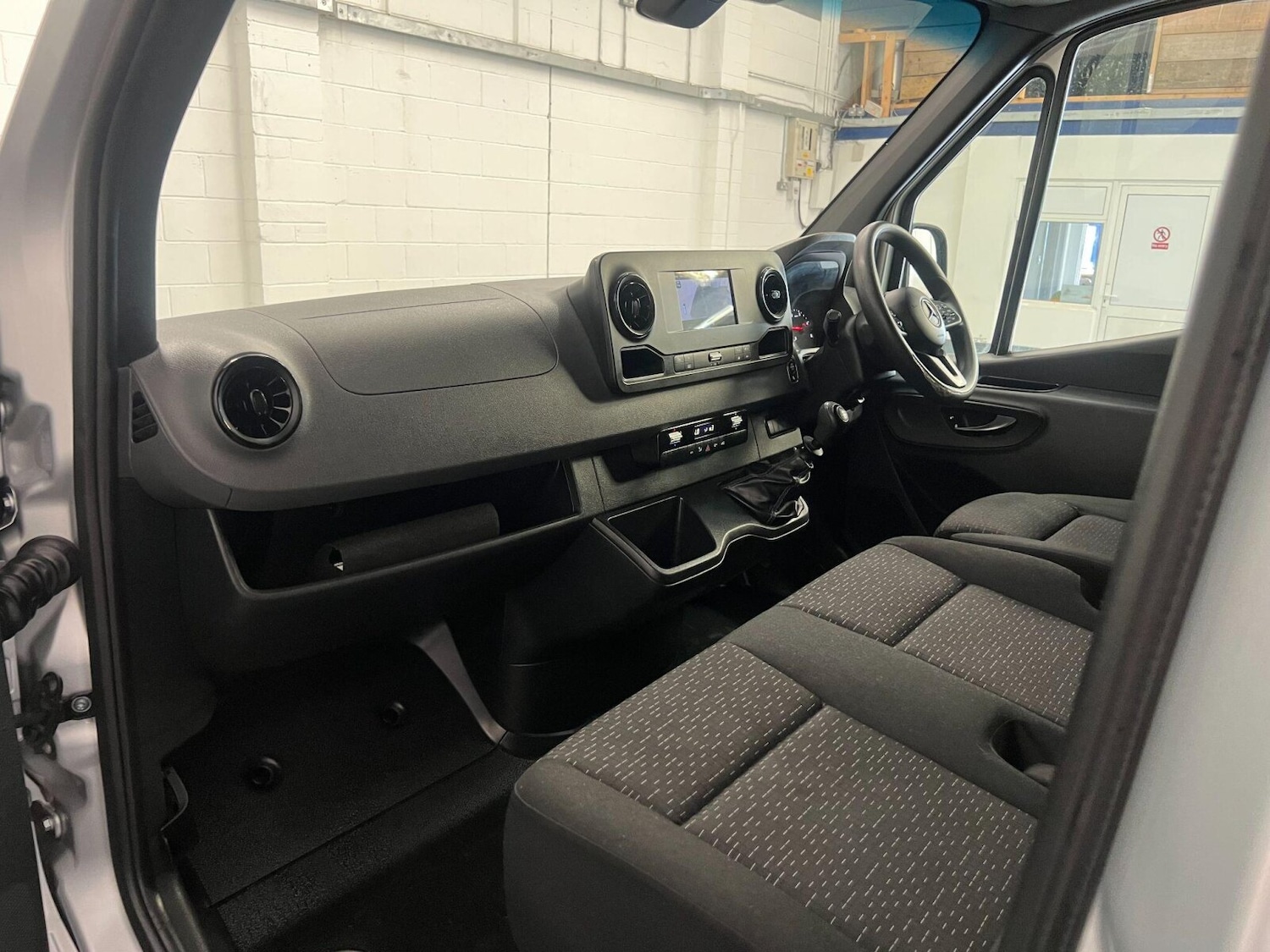 Used Mercedes-Benz Sprinter 2023 for sale - 76062110: Photo 16