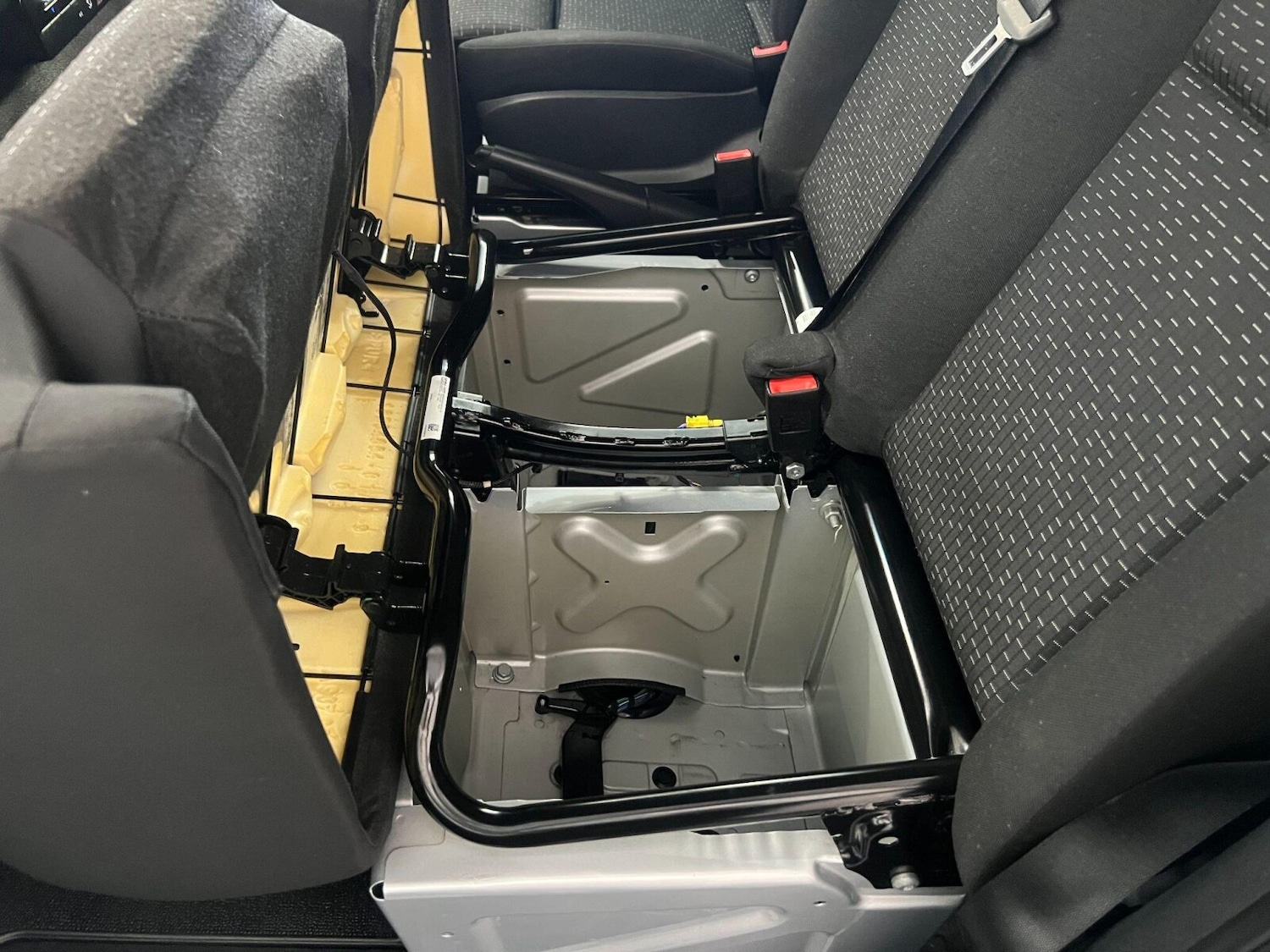 Used Mercedes-Benz Sprinter 2023 for sale - 76062110: Photo 37