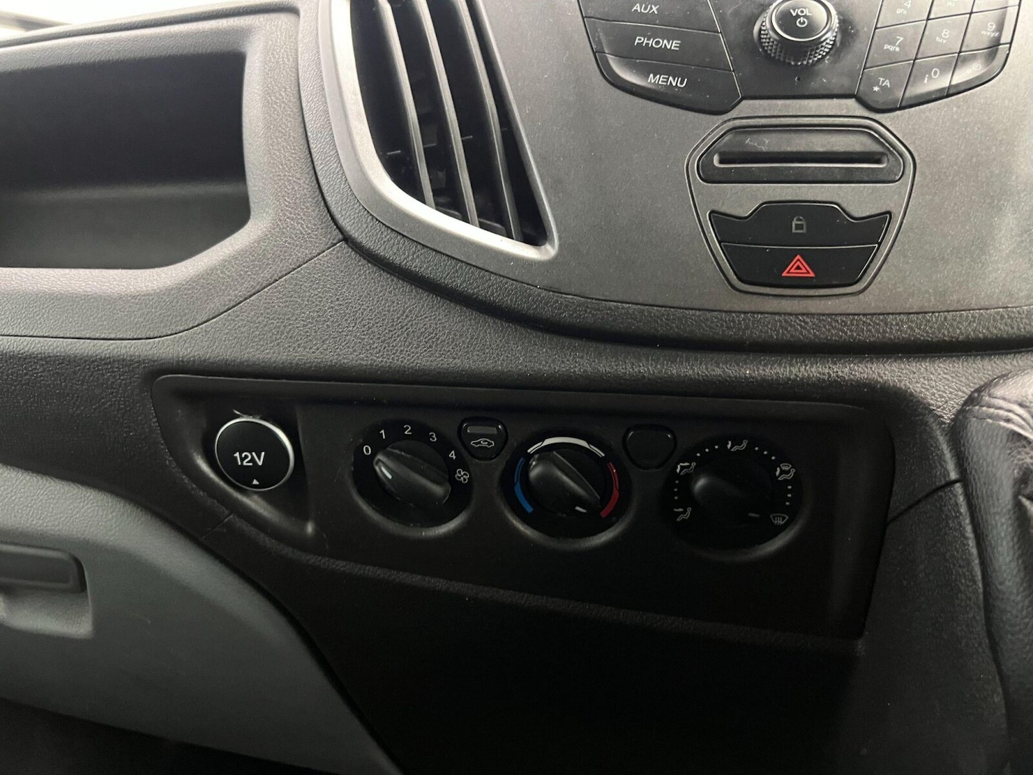 Used Ford Transit 2017 for sale - 76871195: Photo 18