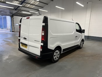 Used Renault Trafic 2023 for sale - 77046245: Photo