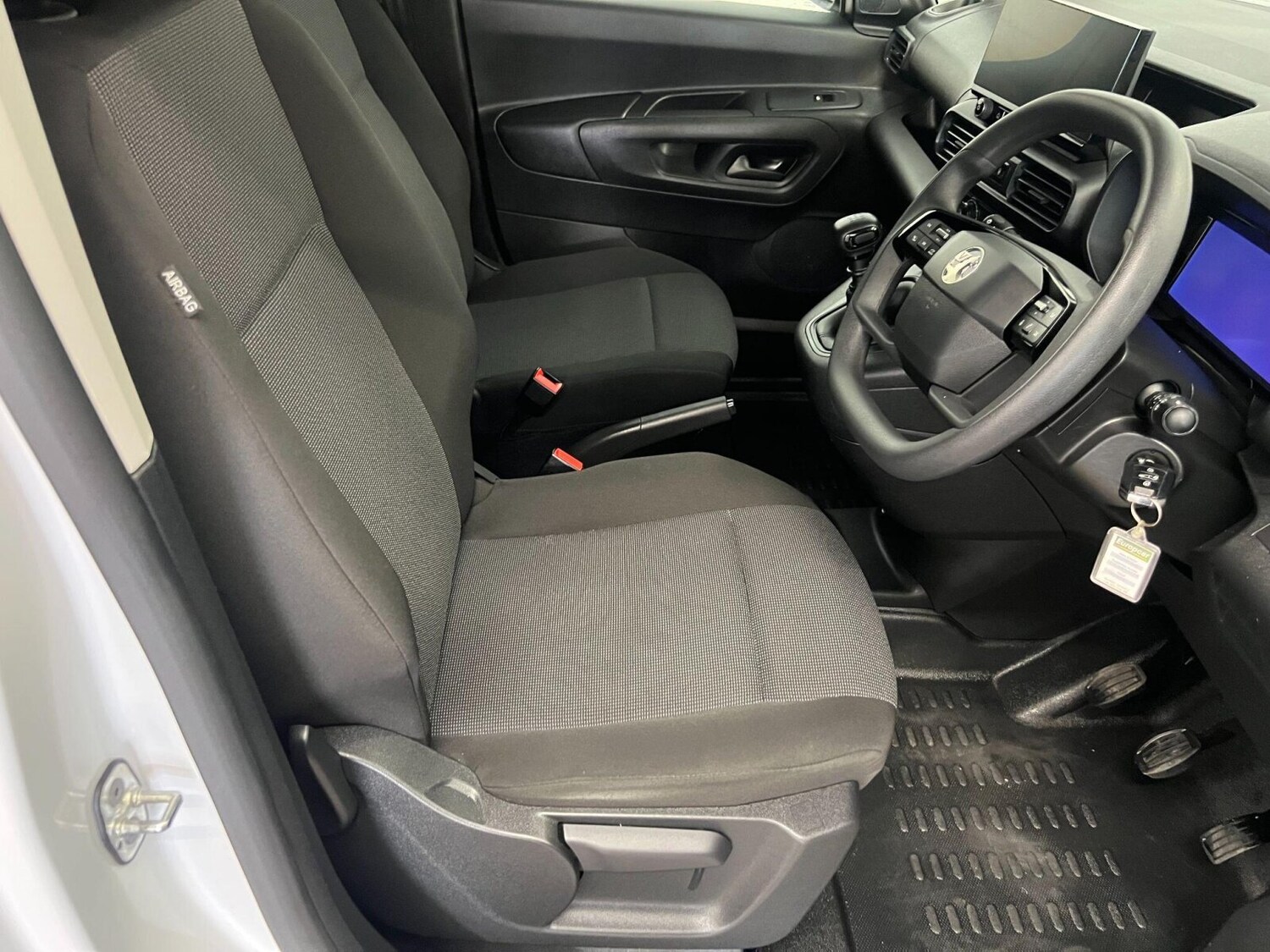 Used Vauxhall Combo 2024 for sale - 76140410: Photo 10