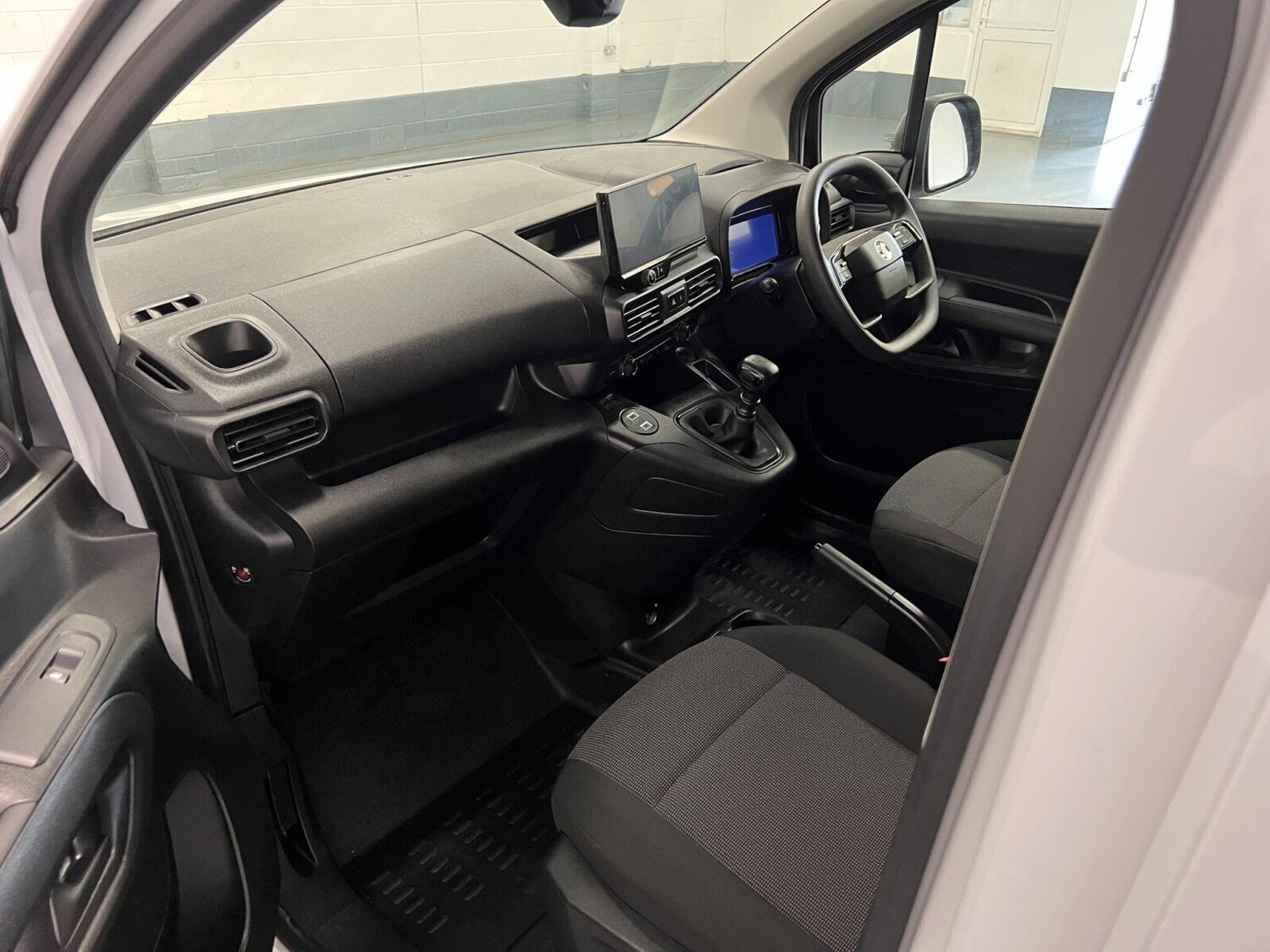 Used Vauxhall Combo 2024 for sale - 76140410: Photo 21