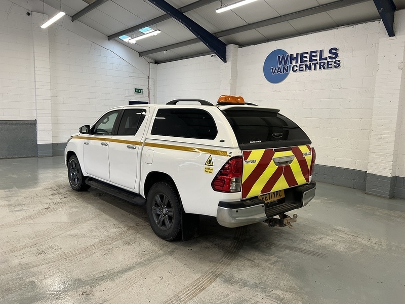 Used Toyota Hilux 2021 for sale - 77817954: Photo 2