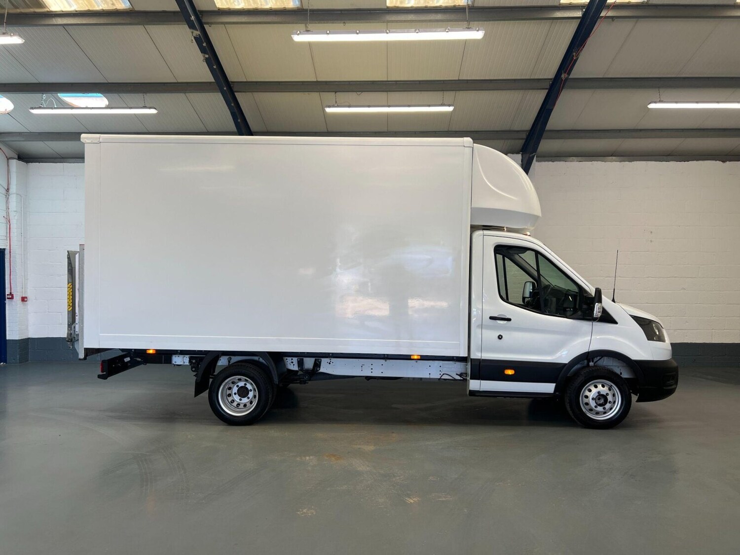 Used Ford Transit 2023 for sale - 75406699: Photo 6