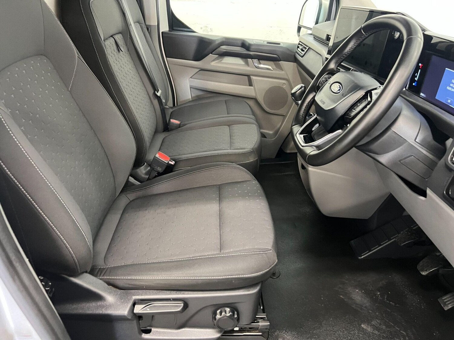Used Ford Transit Custom 2024 for sale - 76203727: Photo 10