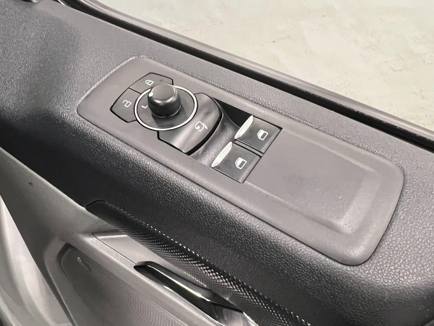 Used Ford Transit Custom 2024 for sale - 76595304: Photo 12