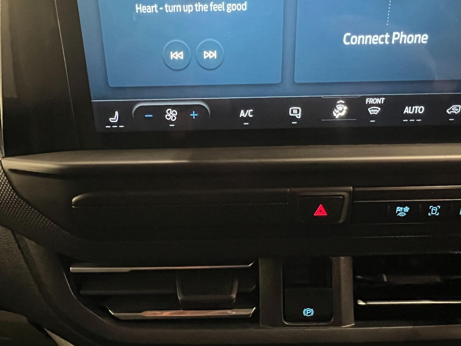 Used Ford Transit Custom 2024 for sale - 76595304: Photo 27