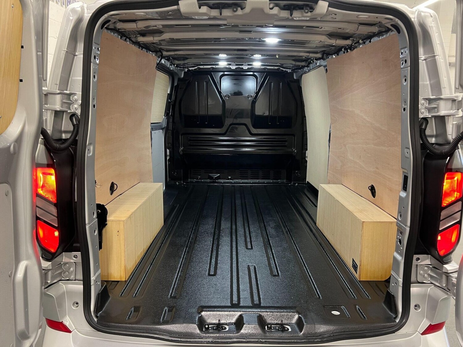 Used Ford Transit Custom 2024 for sale - 76595304: Photo 38