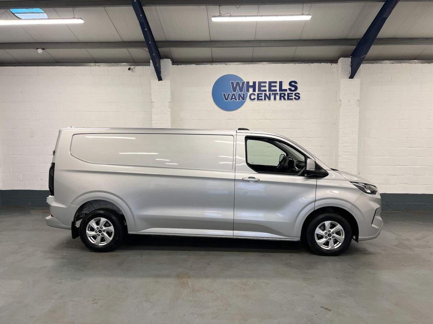Used Ford Transit Custom 2024 for sale - 76595304: Photo 6