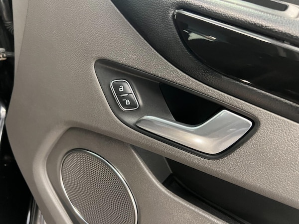 Used Ford Tourneo Custom 2022 for sale - 76172326: Photo 12