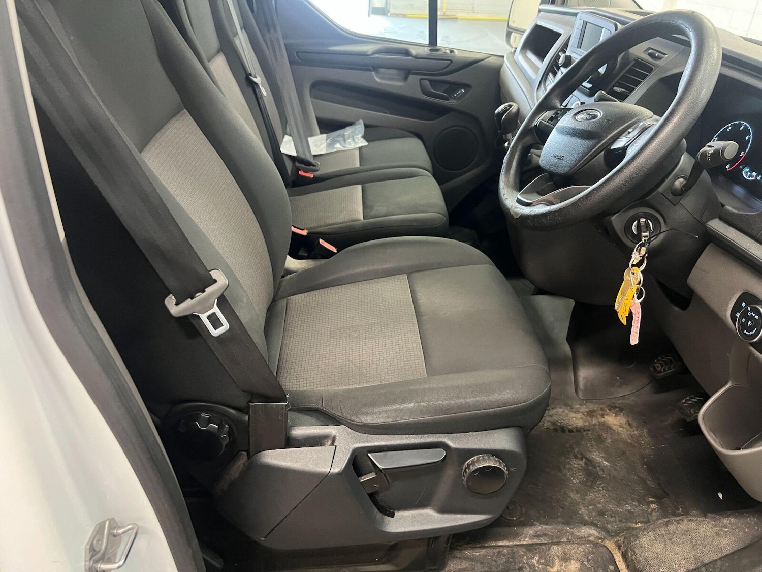 Used Ford Transit Custom 2020 for sale - 76154670: Photo 6